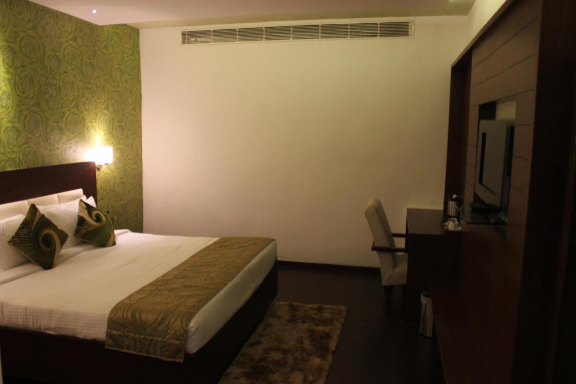Tabla Pride Hotels & Spa Hyderabad Exterior foto
